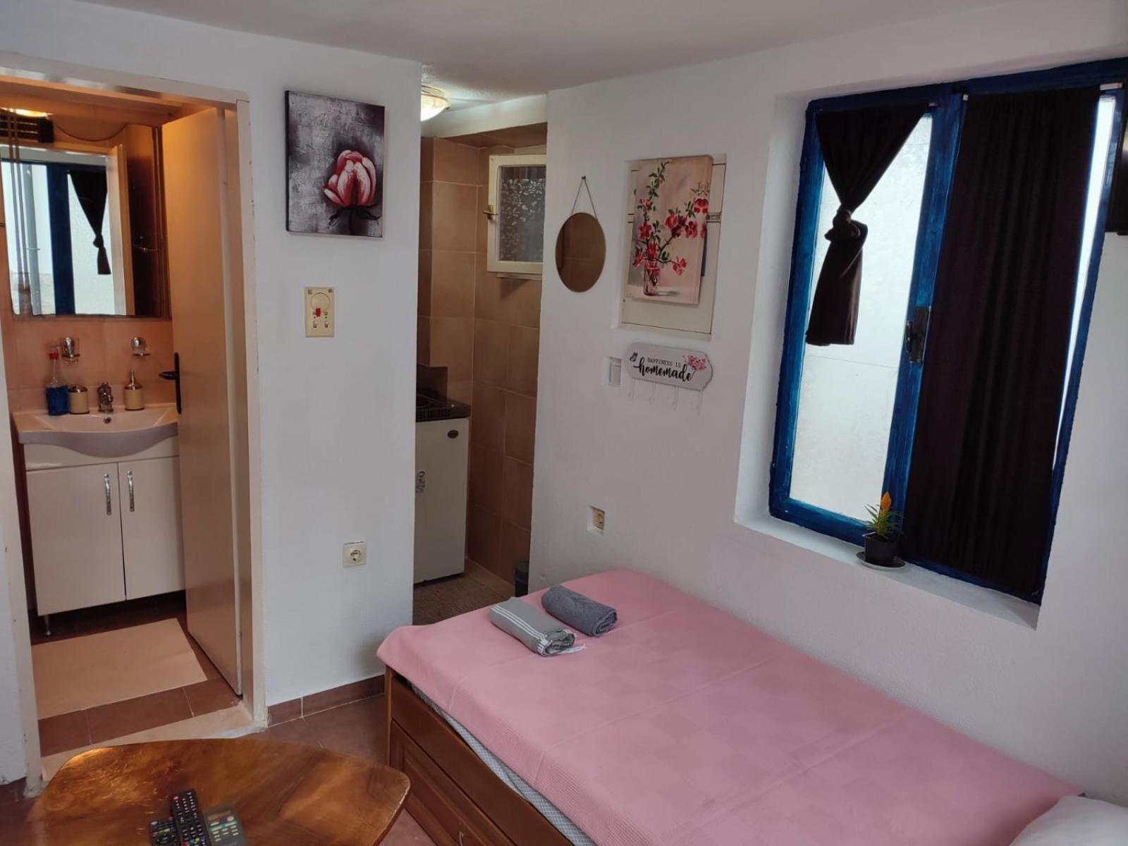 Bay Mola Home Kotor Buitenkant foto